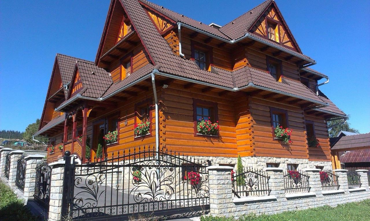 Отель Три Плотника Фотографии