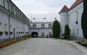 Mansion in Cerová
