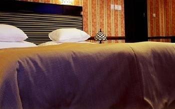 Hotel Golden Eagle