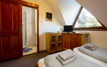 Dvojlôžková izba Economy s 2 oddelenými lôžkami č.7