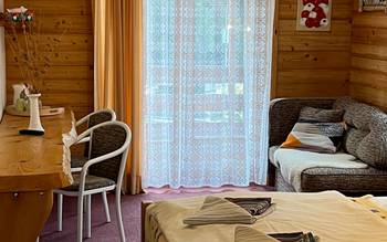 Penzión - Dvojlôžková izba s prístelkou