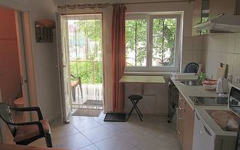 Apartmán pri jazere