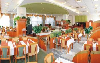 Hotel Flóra***