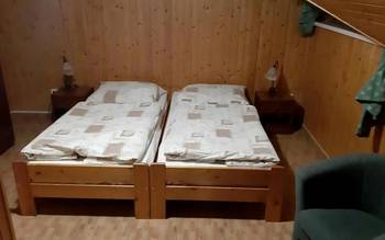 Dvojlôžková izba č. 3, 5