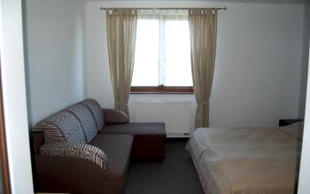 Dvojlôžková izba s dvomi prístelkami