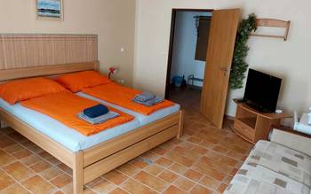 1- Dvoulůžkový pokoj