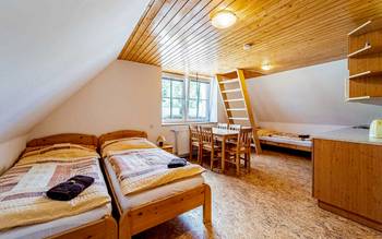 Třílůžkový apartmán č. 3