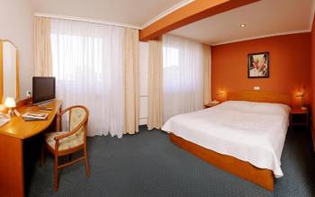 Hotel Dukla****