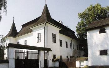 Mansion in Bešeňovej