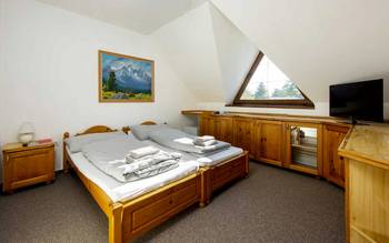 Štvorlôžková izba s 2 spálňami č.2,6