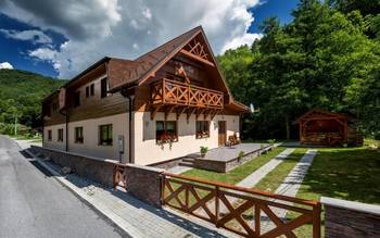 Пансіонат Hastrman