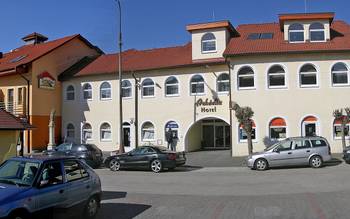 Hotel Arkádia - Bánovce nad Bebravou