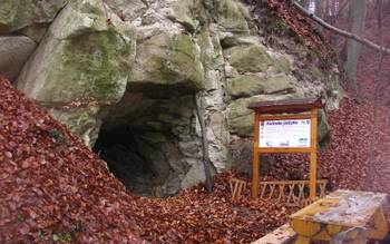 Mučínska Cave
