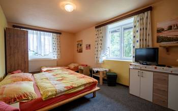 Třílůžkový pokoj