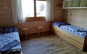 Třílůžkový pokoj ve velké chatě č. 2