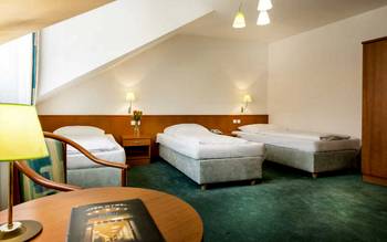 Třílůžkový pokoj