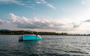 Green Boats - Прогулянка на човні по Ліп
