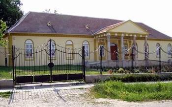 Mansion in Dubník