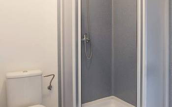 Kúpeľňa s toaletou