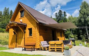 Дерев'яний будиночок BindtWood з джакузі і сауною