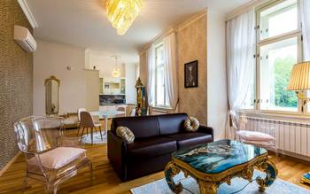 Apt. Deluxe 70 - 003