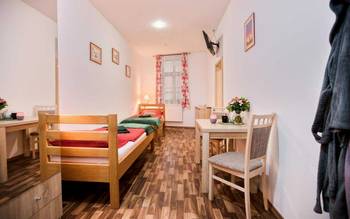 4 - Pokoj se 2 postelemi