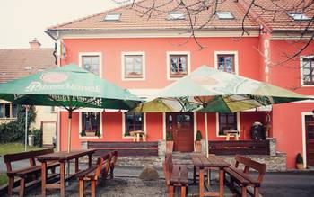 Cafe-Pizza Pod Kostelem