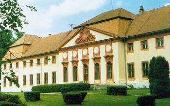 Mansion in Bijacovce