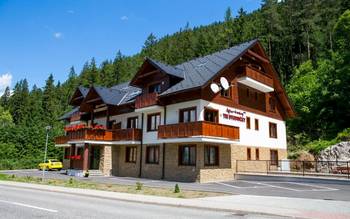 Apartmani TRI STUDNIČKY