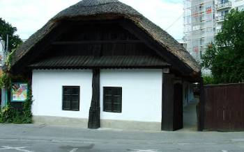 House of Folk Dwelling Sala