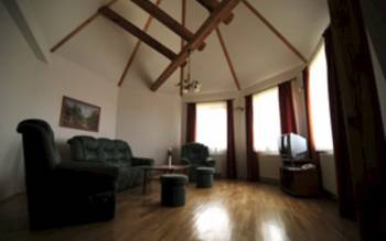 Apartmán veľký s balkónom