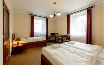 Třílůžkový pokoj