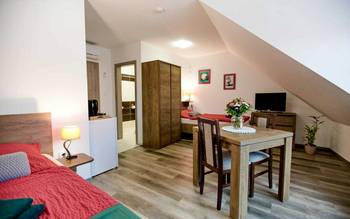 5 - Pokoj se 2 postelemi