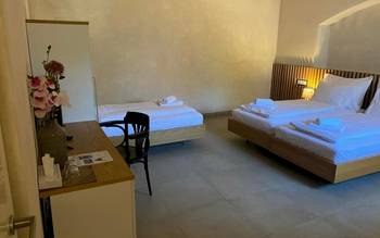 Třílůžkový Depandance pokoj