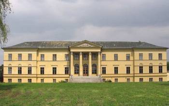 Mansion in Dolna Krupa