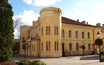 Pawilon Oficerski w Komarne