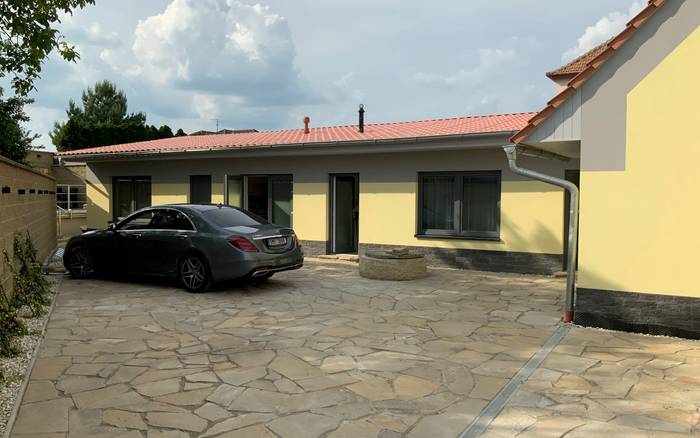 Pohled zvenku