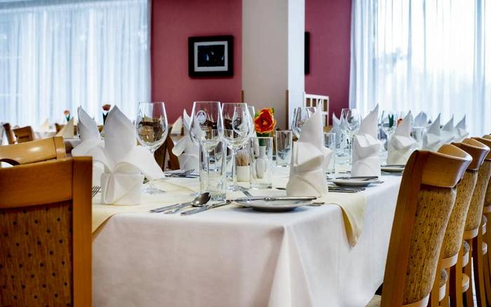 Restaurace