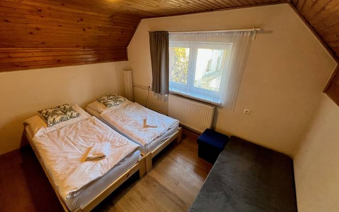 spálna v domčeku