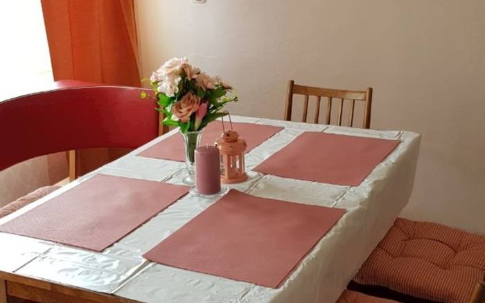 Jedálenské posedenie