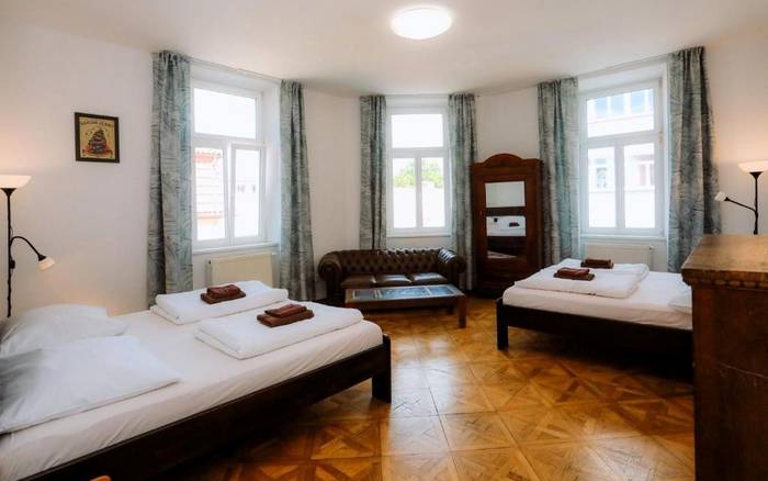 Čtyřlůžkový pokoj - koupelna sdílená