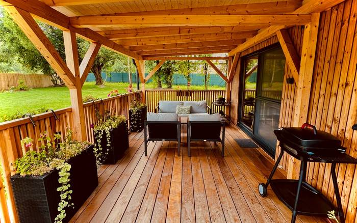 Domček s Jacuzzi a grilom, pri termálnom kúpalisku
