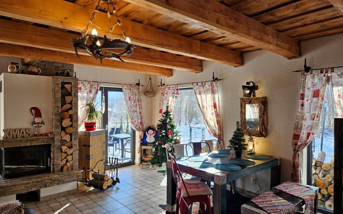 Tri chalúpky na Mýte