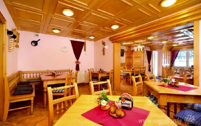 Restaurace