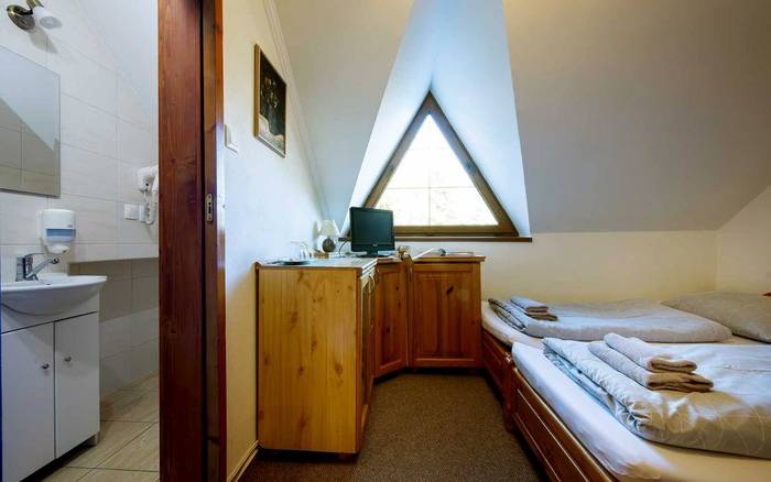 Dvojlôžková izba Economy s 2 oddelenými lôžkami č.7