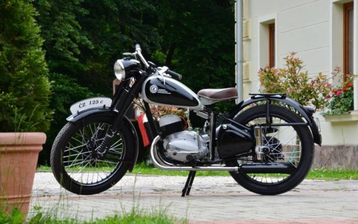 Motorky