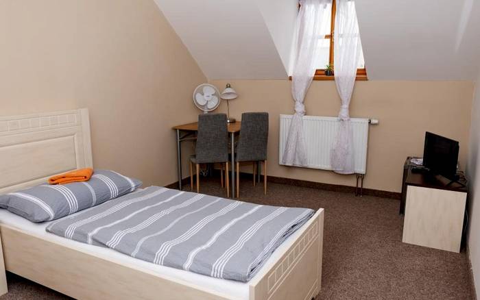Dvoulůžkový pokoj DBL nebo TWIN