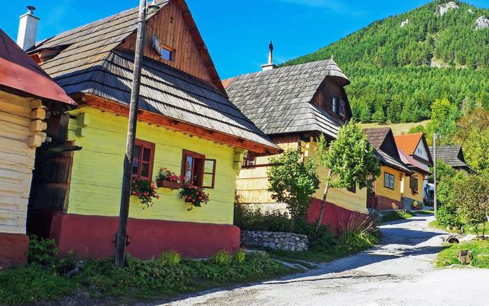 TOP 10 skanzenov - múzeí ľudovej architektúry Slovenska