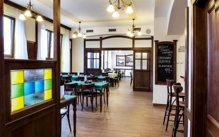 Restaurace