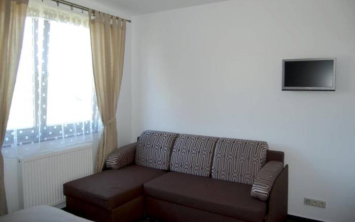 Dvojlôžková izba s dvomi prístelkami